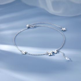 Butterfly Anklet, Featuring An Exquisite Butterfly Design That's Agile And Elegant. The Thin Chain Fits The Ankle Snugly, Glows With A Faint Shim (Option: Butterfly Anklet)